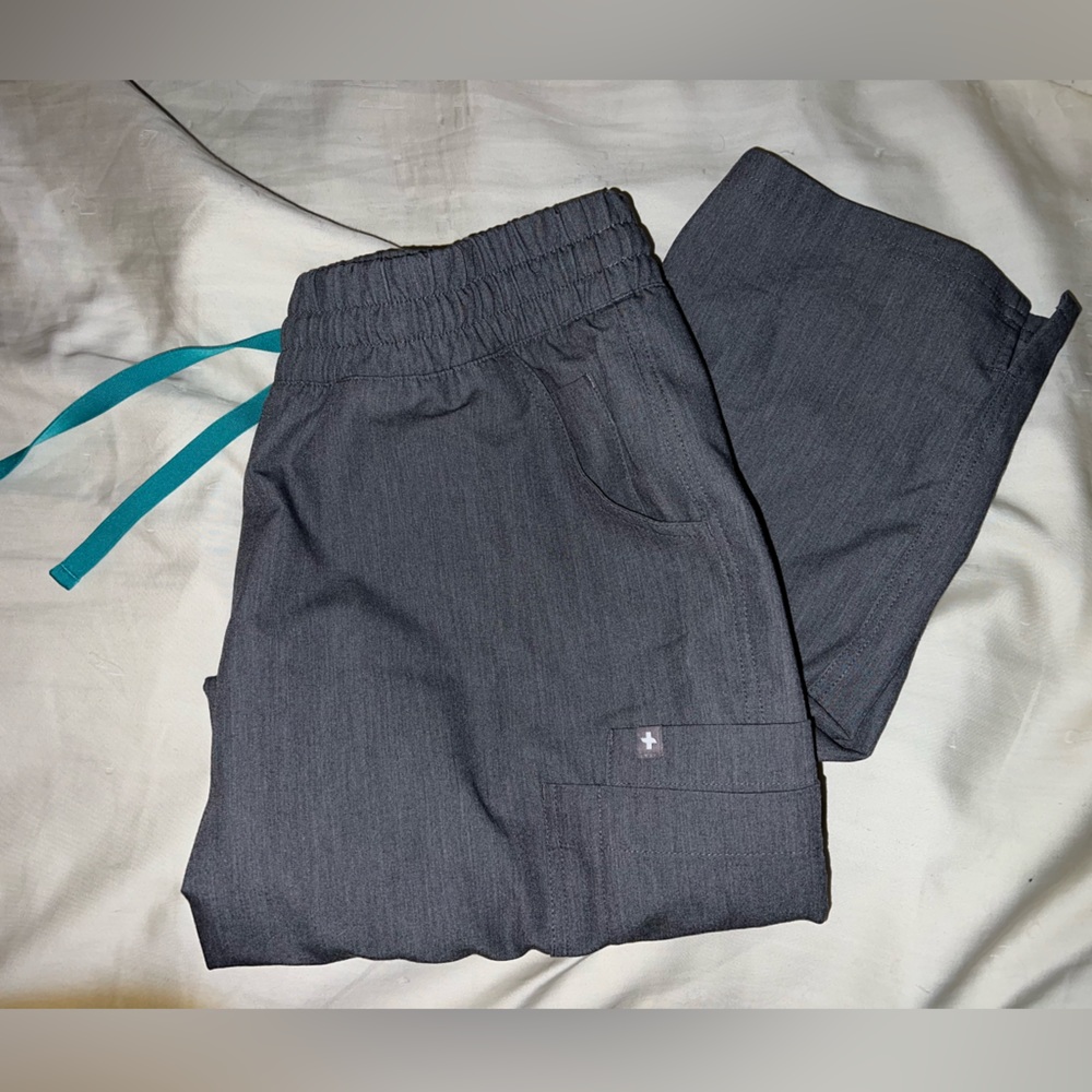 Figs Technical Collection Graphite